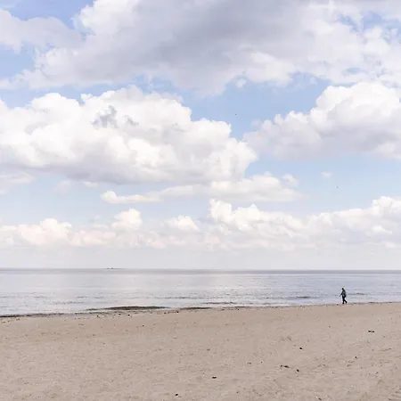 Seaside 49 3 N דירה